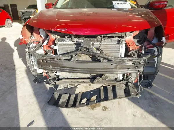 2020 NISSAN ROGUE auction photo 6