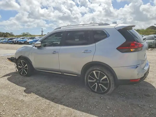 5N1AT2MT0LC772685 2020 NISSAN ROGUE - Image 2