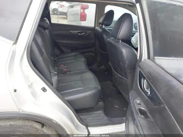 5N1AT2MT1GC733058 2016 NISSAN ROGUE - Image 8