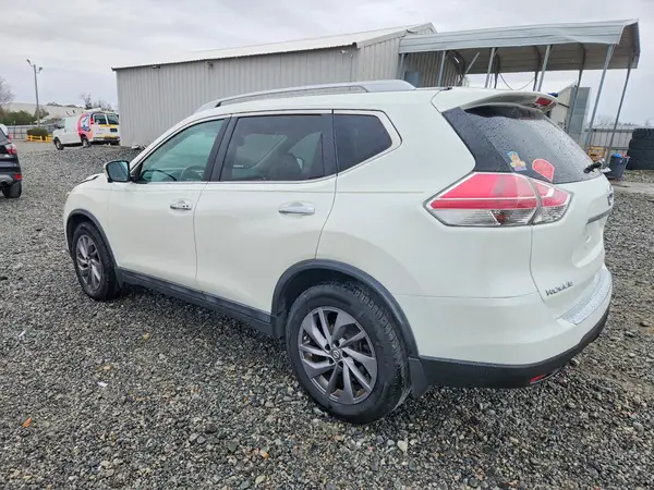 5N1AT2MT1GC747431 2016 NISSAN ROGUE - Image 2