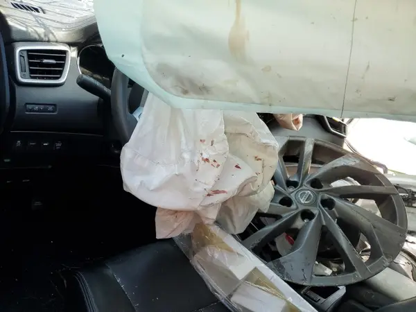 5N1AT2MT1GC782051 2016 NISSAN ROGUE - Image 8
