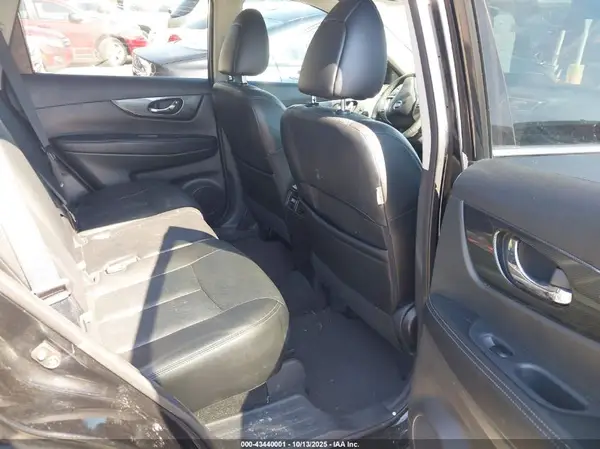 5N1AT2MT1GC801116 2016 NISSAN ROGUE - Image 8