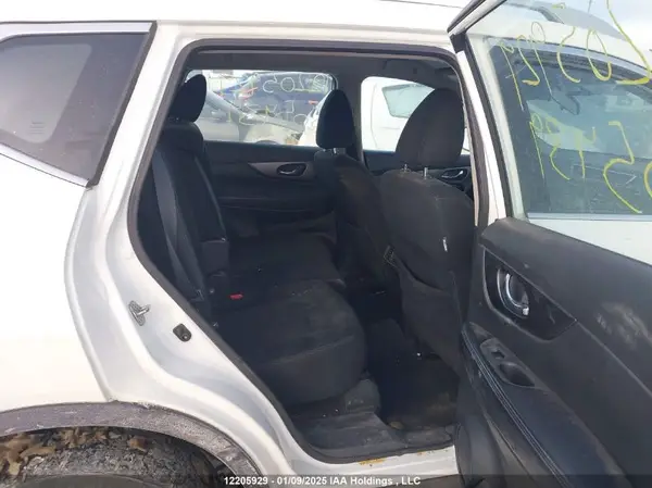 5N1AT2MT1GC805439 2016 NISSAN ROGUE - Image 8