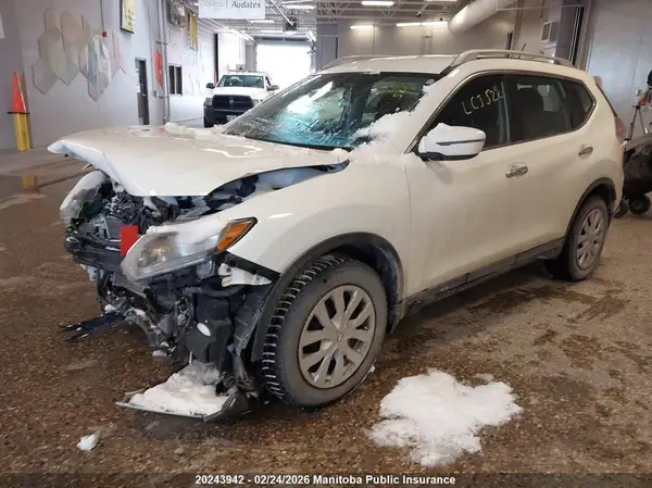 5N1AT2MT1GC808485 2016 NISSAN ROGUE - Image 2