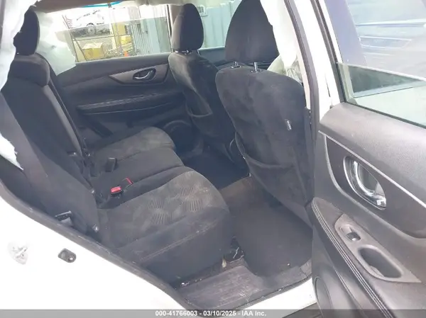 5N1AT2MT1GC809801 2016 NISSAN ROGUE - Image 8