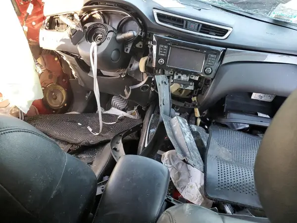 5N1AT2MT1GC822094 2016 NISSAN ROGUE - Image 8