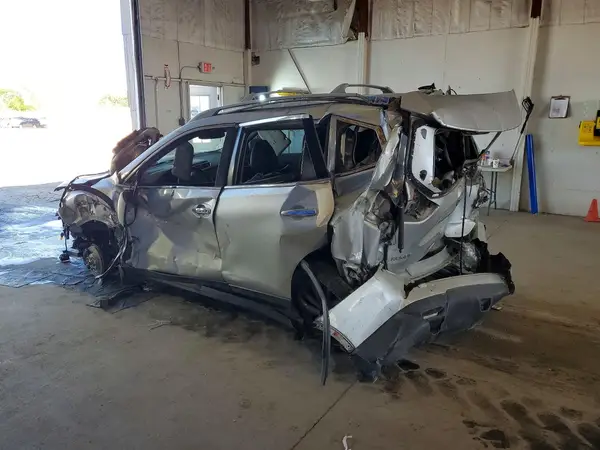 5N1AT2MT1GC826761 2016 NISSAN ROGUE - Image 2