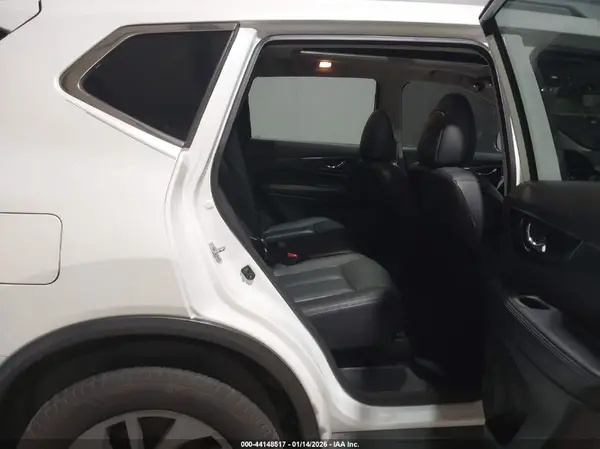 5N1AT2MT1GC834147 2016 NISSAN ROGUE - Image 8