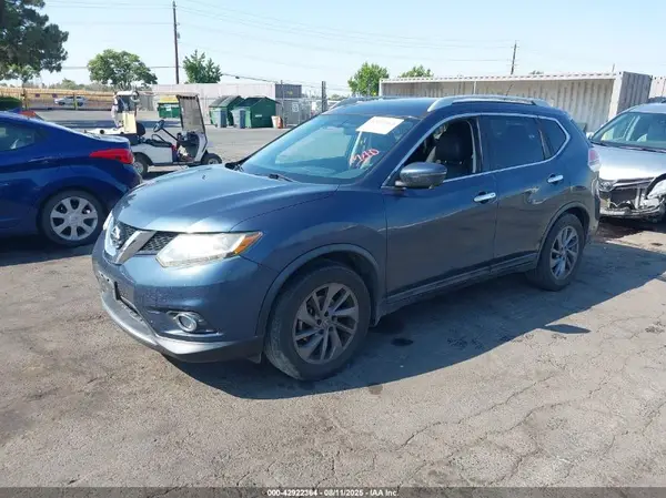 5N1AT2MT1GC854768 2016 NISSAN ROGUE - Image 2
