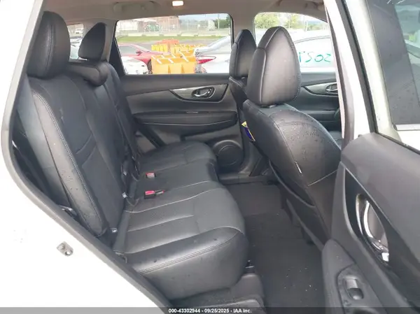 5N1AT2MT1GC858416 2016 NISSAN ROGUE - Image 8