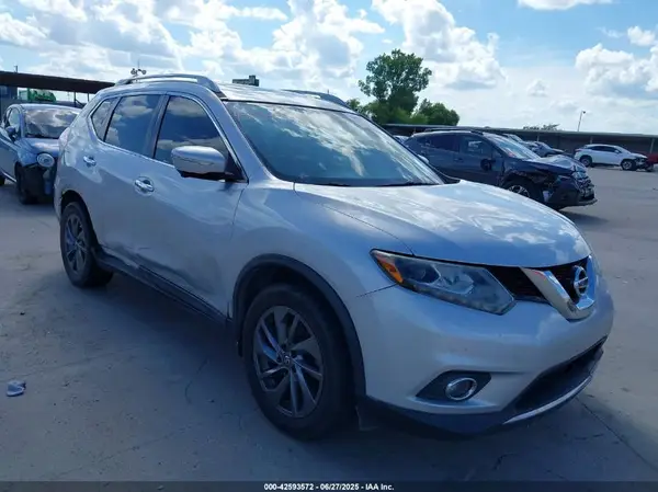 5N1AT2MT1GC868475 2016 NISSAN ROGUE - Image 1