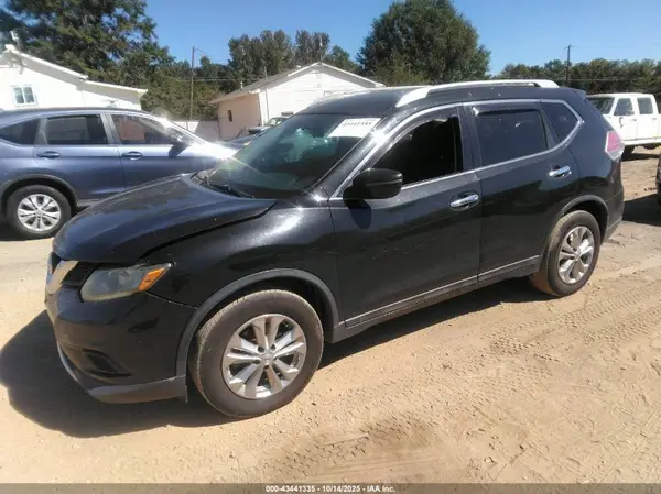 5N1AT2MT1GC895997 2016 NISSAN ROGUE - Image 2