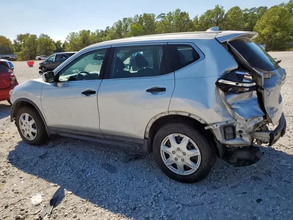 5N1AT2MT1HC745258 2017 NISSAN ROGUE - Image 2