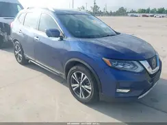5N1AT2MT1HC747785 2017 NISSAN ROGUE