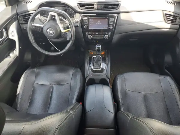 5N1AT2MT1HC749939 2017 NISSAN ROGUE - Image 8