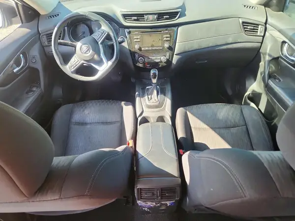 5N1AT2MT1HC754316 2017 NISSAN ROGUE - Image 8