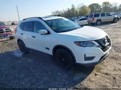 5N1AT2MT1HC758897 2017 NISSAN ROGUE