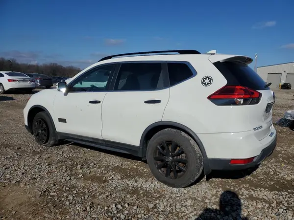 5N1AT2MT1HC760598 2017 NISSAN ROGUE - Image 2