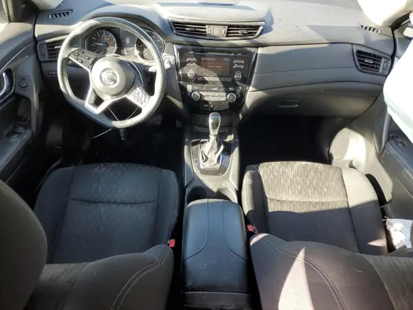 5N1AT2MT1HC760598 2017 NISSAN ROGUE - Image 8