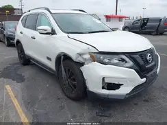 5N1AT2MT1HC770080 2017 NISSAN ROGUE