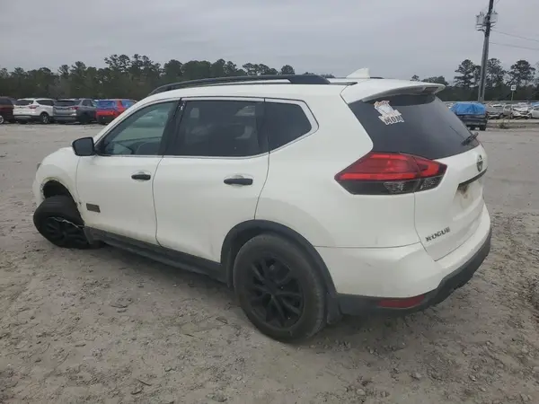 5N1AT2MT1HC770662 2017 NISSAN ROGUE - Image 2