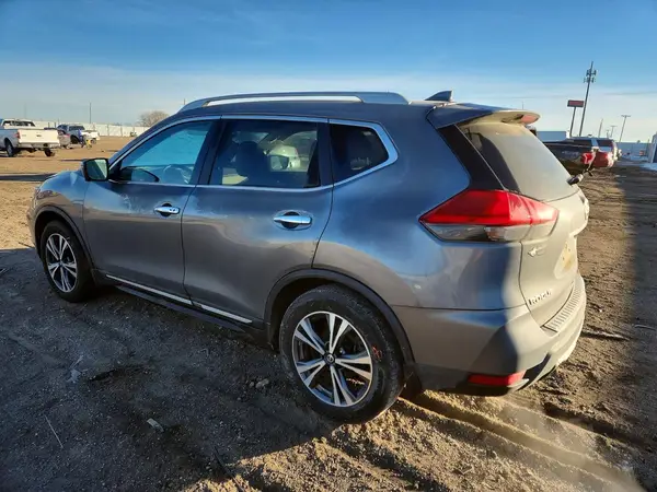 5N1AT2MT1HC781869 2017 NISSAN ROGUE - Image 2