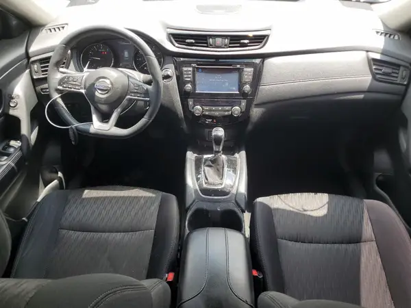 5N1AT2MT1HC782469 2017 NISSAN ROGUE - Image 8