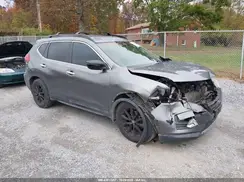 5N1AT2MT1HC800744 2017 NISSAN ROGUE