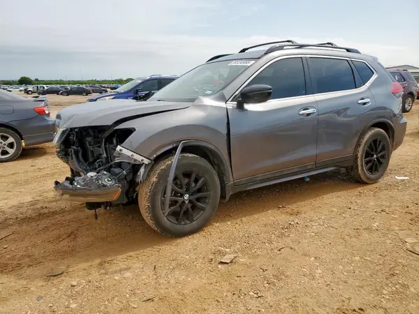 5N1AT2MT1HC812702 2017 NISSAN ROGUE - Image 1