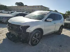 5N1AT2MT1HC818371 2017 NISSAN ROGUE