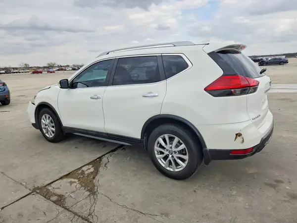5N1AT2MT1HC834358 2017 NISSAN ROGUE - Image 2