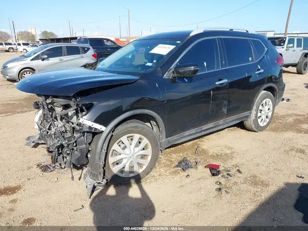 5N1AT2MT1HC836000 2017 NISSAN ROGUE - Image 2