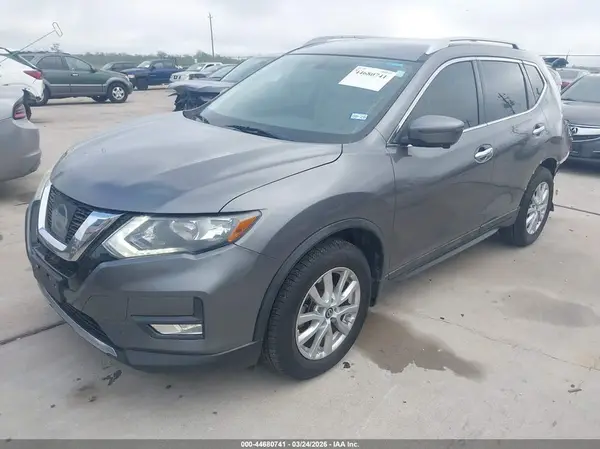 5N1AT2MT1HC836367 2017 NISSAN ROGUE - Image 2