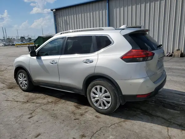 5N1AT2MT1HC837194 2017 NISSAN ROGUE - Image 2