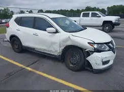 5N1AT2MT1HC842640 2017 NISSAN ROGUE
