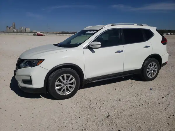 5N1AT2MT1HC844145 2017 NISSAN ROGUE - Image 1