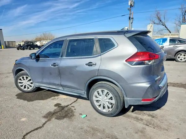 5N1AT2MT1HC844727 2017 NISSAN ROGUE - Image 2