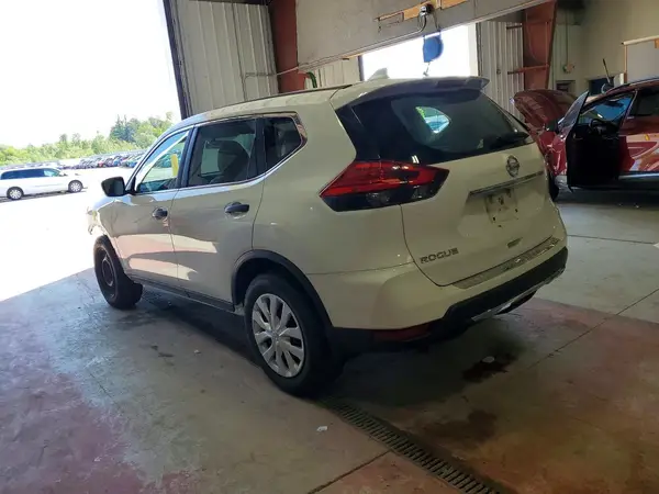 5N1AT2MT1HC844985 2017 NISSAN ROGUE - Image 2
