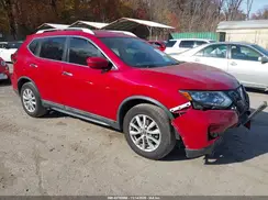 5N1AT2MT1HC859843 2017 NISSAN ROGUE