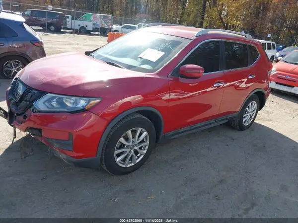 5N1AT2MT1HC859843 2017 NISSAN ROGUE - Image 2