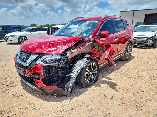 5N1AT2MT1HC862838 2017 NISSAN ROGUE - Image 1