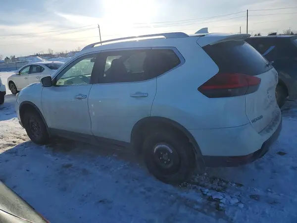5N1AT2MT1HC863665 2017 NISSAN ROGUE - Image 2