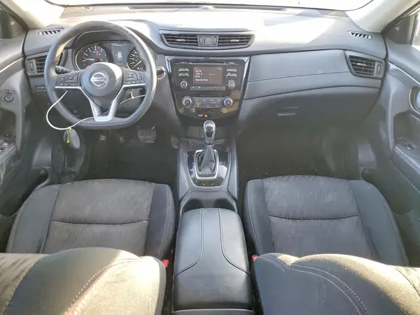 5N1AT2MT1HC863665 2017 NISSAN ROGUE - Image 8