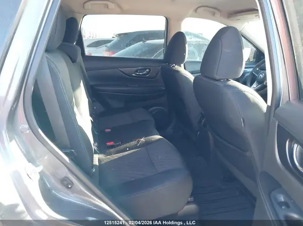 5N1AT2MT1HC864945 2017 NISSAN ROGUE - Image 8