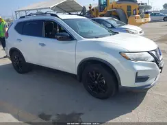 5N1AT2MT1HC866453 2017 NISSAN ROGUE