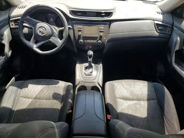 5N1AT2MT1HC867084 2017 NISSAN ROGUE - Image 8