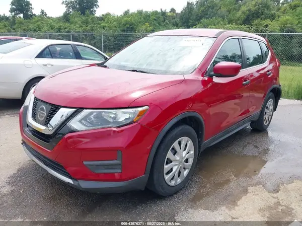 5N1AT2MT1HC874682 2017 NISSAN ROGUE - Image 2