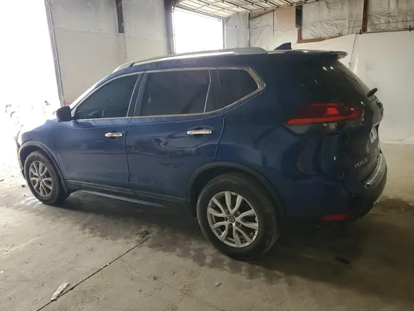 5N1AT2MT1HC876612 2017 NISSAN ROGUE - Image 2