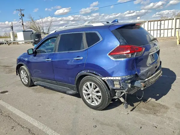 5N1AT2MT1HC880367 2017 NISSAN ROGUE - Image 2