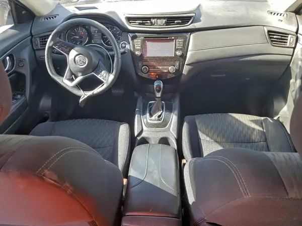 5N1AT2MT1HC880367 2017 NISSAN ROGUE - Image 8